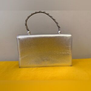 Metallic Mondaine  Vintage Silver Top-Handle Women’s Bag